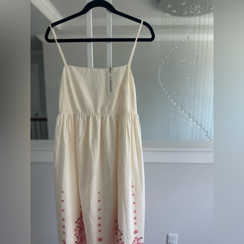 Commense Elegant Printed Maxi Dress - Picture 4 of 8